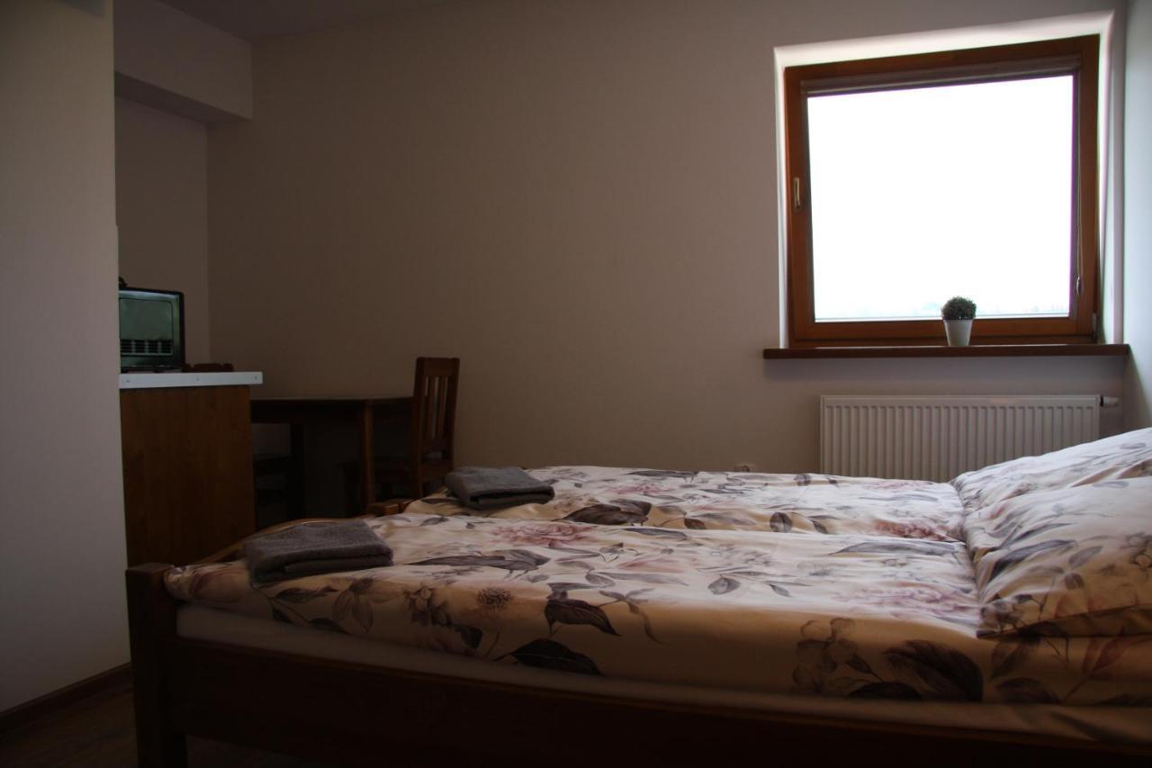 Hotel Mietusia Przystan - Wynajem Pokoi Ciche  Esterno foto