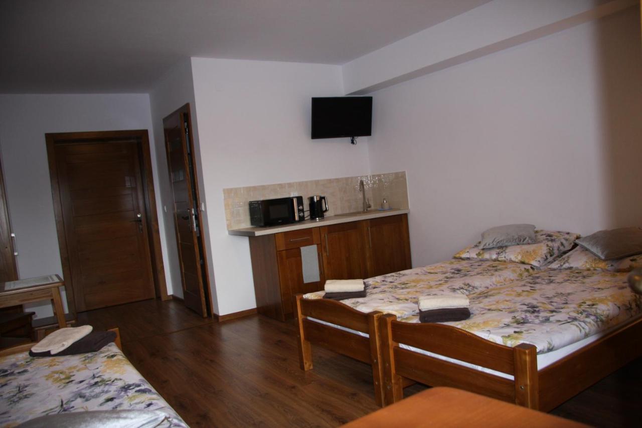 Hotel Mietusia Przystan - Wynajem Pokoi Ciche  Esterno foto